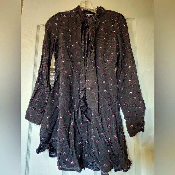 New Express Long Sleeve Mini Dress - Picture 3 of 6